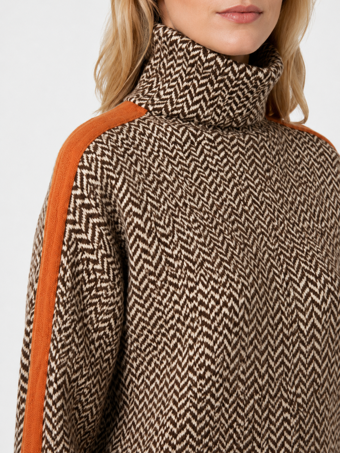 Women’s Herringbone Turtleneck Sweater with Contrast Sleeves