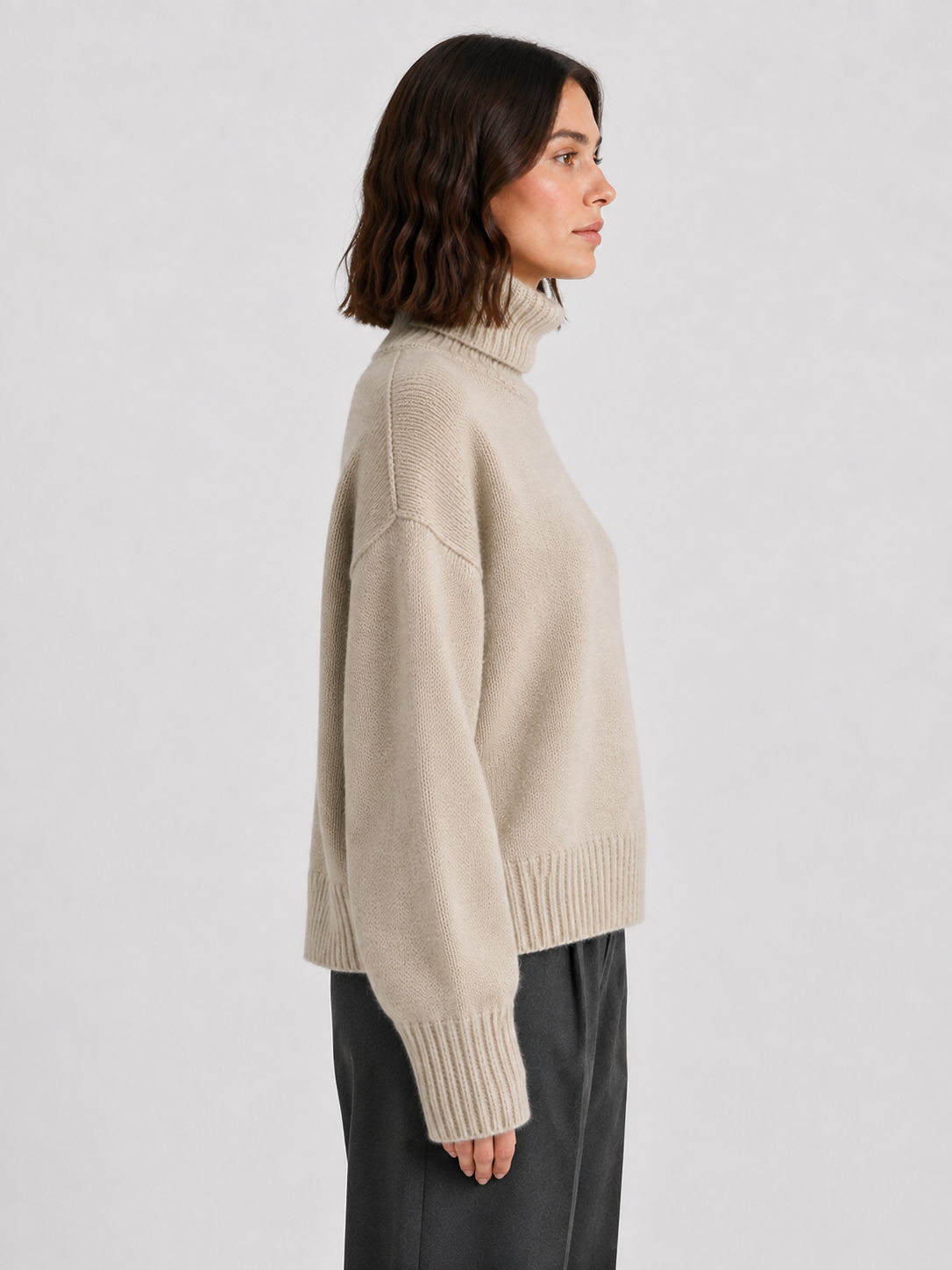Women’s Oversized Turtleneck Sweater with Long Sleeves