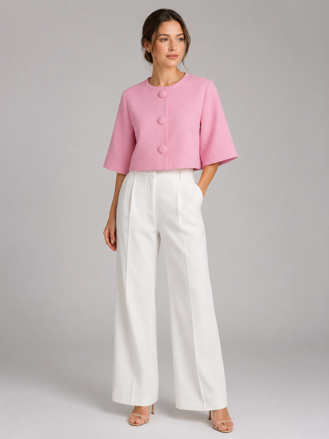 Women’s Cropped Knit Cardigan with Round Neck and Button Front